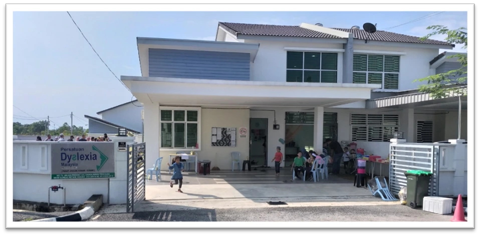 Halaman 08 · Visual 01