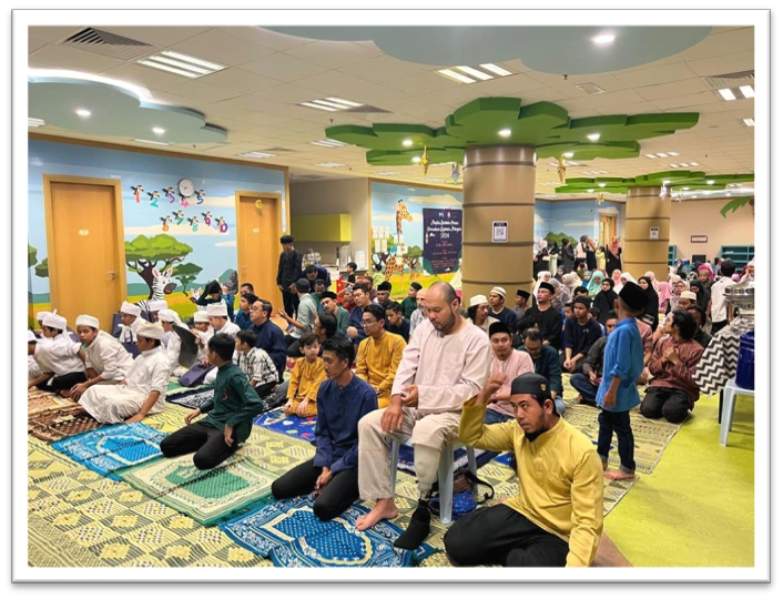 Halaman 14 · Visual 08