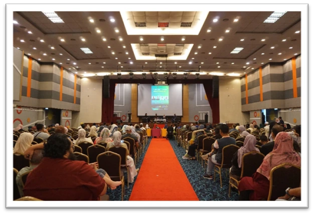 Halaman 15 · Visual 04